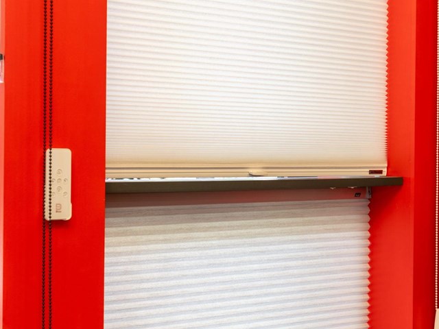 Ahorra en calefacción este invierno: el poder aislante de las cortinas Duette y las persianas de aluminio térmico