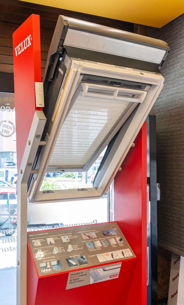 El secreto para un descanso perfecto y un ahorro energético con las persianas Velux